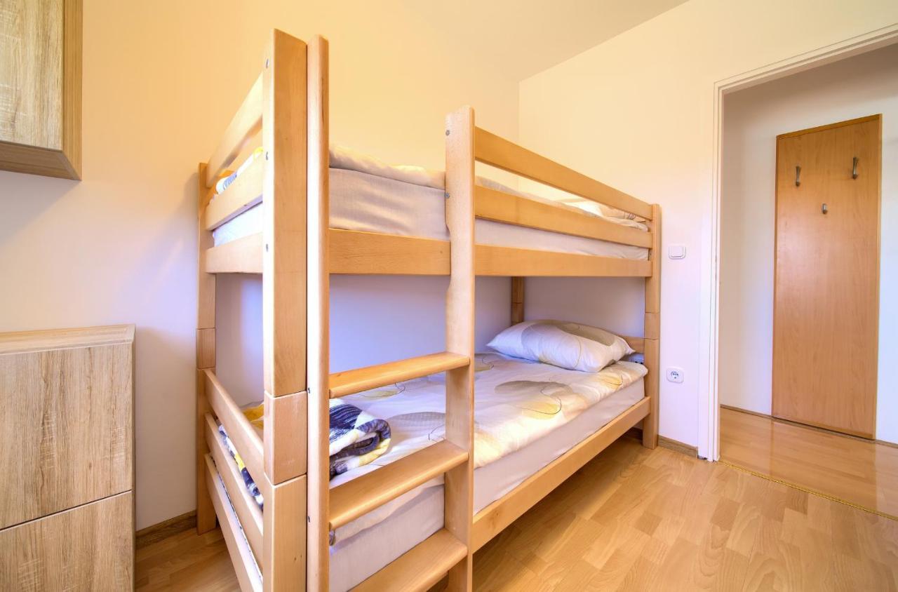 Apartman Noel クルク エクステリア 写真