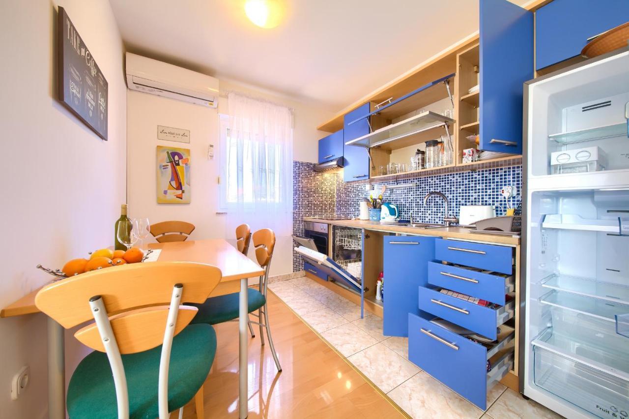 Apartman Noel クルク エクステリア 写真